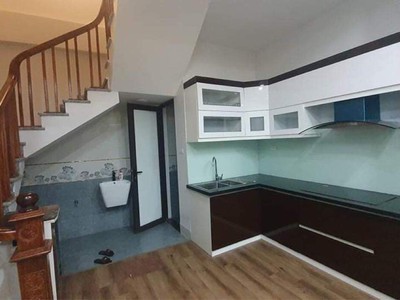 Nhà 6 tầng Ngọc Lâm, Long Biên, kinh doanh sầm uất, 35m2, 4.75 tỷ 3