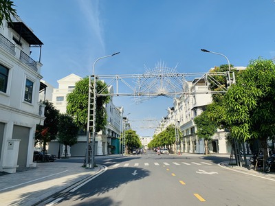Bán căn Shophouse xẻ khe nằm trên trục Hải Đăng Vinhomes Marina giá thấp nhất dự án 0