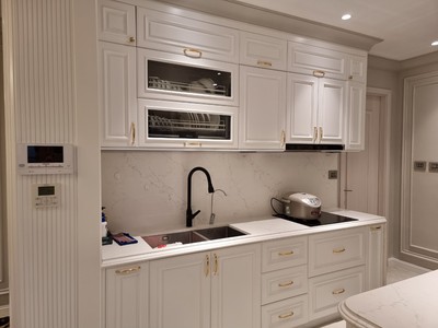 Cho thuê căn hộ cao cấp nội thất châu Âu 3 ngủ Minato 2