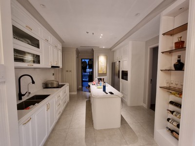 Cho thuê căn hộ cao cấp nội thất châu Âu 3 ngủ Minato 7