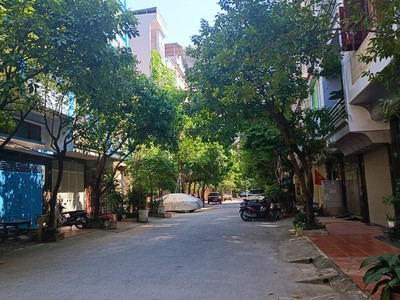 Bán nhà ngô thì nhậm hà đông, plo vỉa hè ô tô tránh 50m2, 5t, giá chỉ 9 tỷ 0