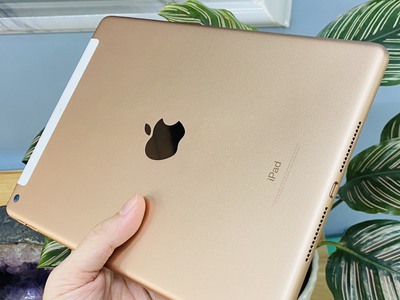 Ipad gen 6, 32Gb - 4g, màu gold 1