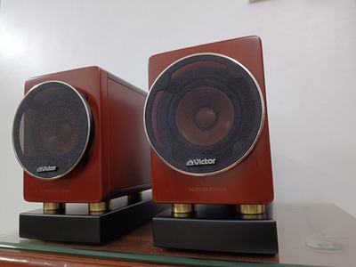 Bộ loa màng gỗ victor EX-A3 Kèm chân đế 0