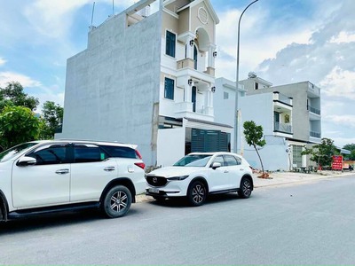 60m2  5x12m , liền kề KDC Hương lộ 5, đường 12m, cách Hồ Học Lãm 500m 2