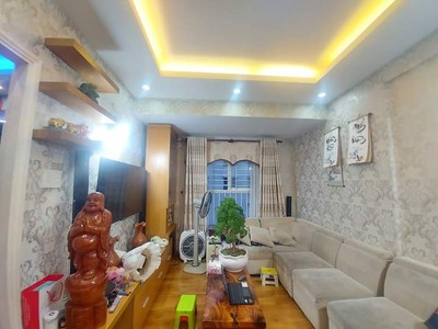 Bán gấp ehome 3 64m2/2pn tặng lại full nội thất đến 150tr như hình, sổ hồng sẵn, 0