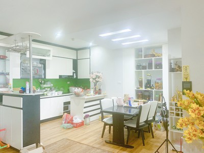 GẤP GẤP GẤP  Chủ cần bán GẤP căn 3 ngủ 103m2 Siêu Đẹp tại CT4 The Pride Hải Phát. Giá chỉ 2.xx tỷ 1