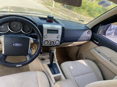 Cần bán gấp xe ford Everer 2008 1