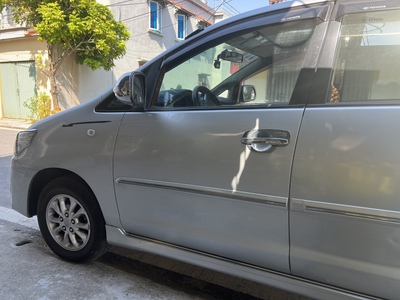 Innova xe gia đình cần bán. Xe đẹp, k va quệt. 5