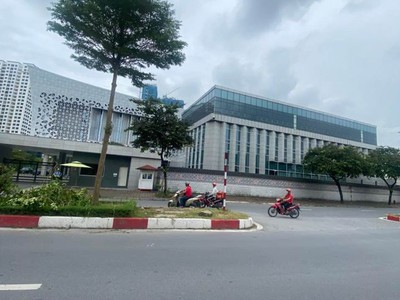 Bán căn biệt thư 226m mặt tiền 16m hai mặt đường khu ngoại giao đoàn gần đại sứ quán hàn quốc 72 tỷ 3