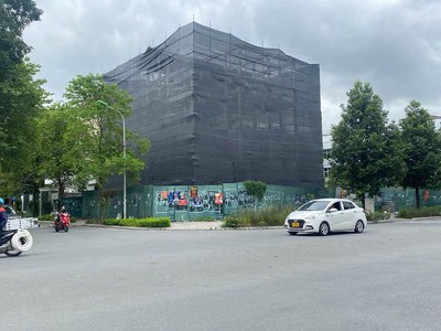 Bán căn biệt thư 226m mặt tiền 16m hai mặt đường khu ngoại giao đoàn gần đại sứ quán hàn quốc 72 tỷ 0