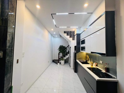 Bán nhà tôn đức thắng 40m2 x 3t, mt 4m nhỉnh 3 tỷ 2