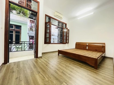 Bán nhà Mới ngõ 44 Trần Thái Tông 44m2 x 5 Tầng, Mt 5m giá 5,3 tỷ 1