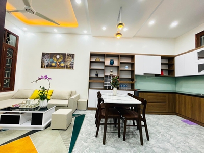 Bán nhà Mới ngõ 44 Trần Thái Tông 44m2 x 5 Tầng, Mt 5m giá 5,3 tỷ 5