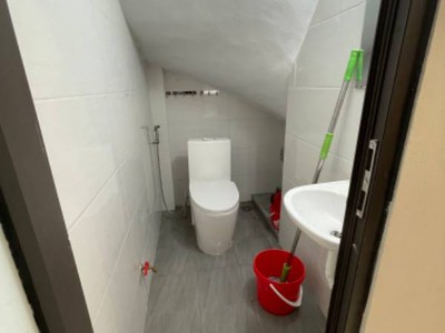 Nhà chính chủ kẹt tiền cần bán gấp nhà 1 trệt 3 lầu 120m2 2