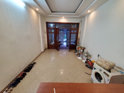 Chính Chủ cần bán gấp nhà tại hoàng hoa thám hà nội 5