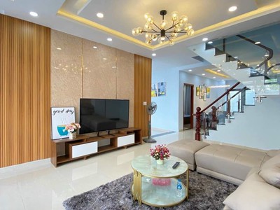 Biệt thự mới mua ở tết ngay sân vườn 150 m2 siêu vip ô tô ngủ nhà nội thất tuyệt đẹp 16 tỷ 7 2