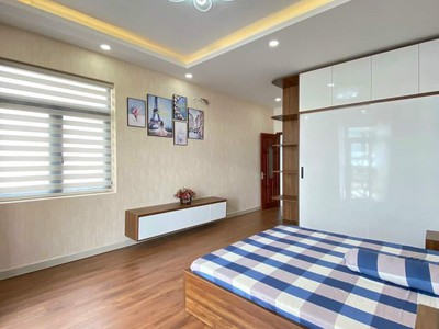 Biệt thự mới mua ở tết ngay sân vườn 150 m2 siêu vip ô tô ngủ nhà nội thất tuyệt đẹp 16 tỷ 7 4
