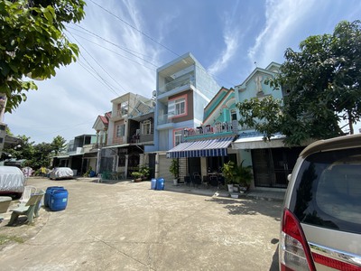 Còn Đúng 5 Lô Đất Ngay Bờ Hồ Biconsi Dĩ An  Giá  18tr/m2 0