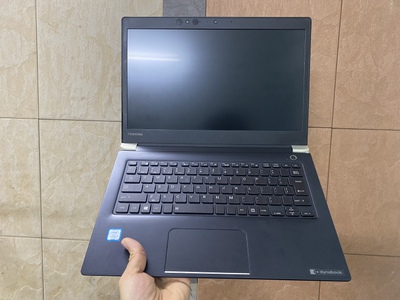 Laptop Toshiba Portege X30 mỏng nhẹ chỉ nặng 1kg pin 5h-7h i5-7200u 0