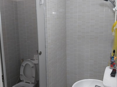 Do nhu cầu chuyển đổi chỗ ở tôi cần bán căn 50m , chung cư bkock a3 tầng 5, 103 hồ học lãm, an lạc, 4