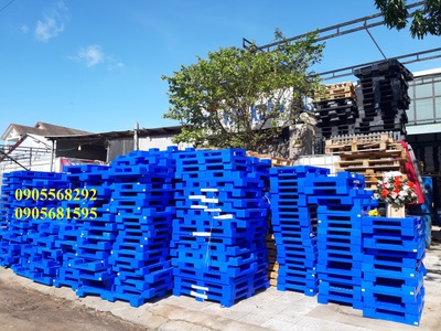 Bán pallet nhựa mới sản xuất PL04LS giá cực rẻ tại miền Trung 1