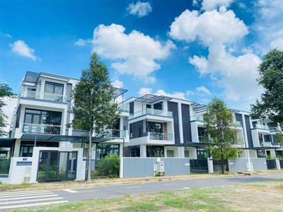 Nhanh tay nhận biệt thự trong khu đô thị đông tăng long quận 9 TPHCM 1