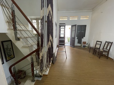 Nhà dân cần bán giá rẻ ngõ 121 kim ngưu, lô góc 3 thoán, 62m, 3,5t, mt 5,7m, chỉ 70 triệu/m2 2