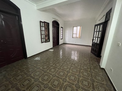 Cho thuê nhà tuyến 2 Lê Hồng Phong, 5 ngủ, 15tr 0