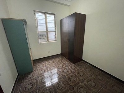 Cho thuê nhà tuyến 2 Lê Hồng Phong, 5 ngủ, 15tr 1