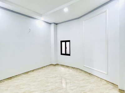 Bán Nhà Sổ Riêng Sân Xe Hơi có Hoàn Công Gần Bệnh Viện Tp. Dĩ An 7