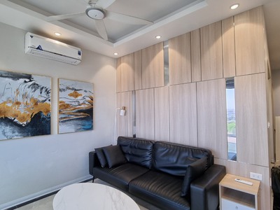 Cho thuê căn hộ 2 ngủ sân vườn cực hot tại Waterfront 5