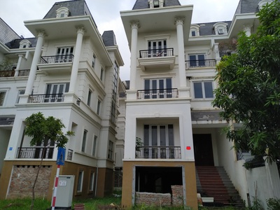 Bán căn biệt thự view vườn hoa,162m, giá 14,x tỷ 0