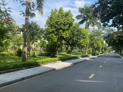 Bán căn biệt thự view vườn hoa,162m, giá 14,x tỷ 2