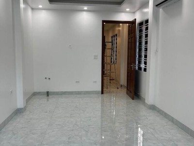 Chính chủ cho thuê Mặt Bằng Kinh Doanh Tầng 1-2 Đẹp Trương Định, Hà Nội 1