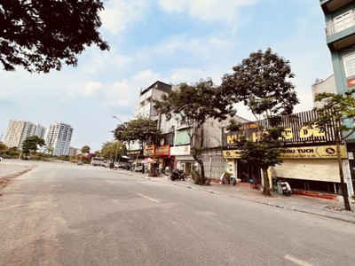 Thanh lý gấp lô đất gần phố trạm, dt 75m.mt5.5m, ô tô tránh, nở hậu, giá chỉ hơn 6 tỷ. 0