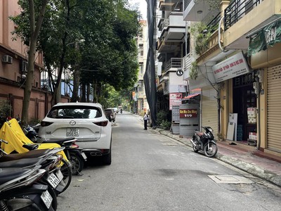 Bán nhà phân lô quân đội hoàng quốc việt cầu giấy ô tô đỗ kinh doanh mọi loại hình dt 57m x 4 tầng 2