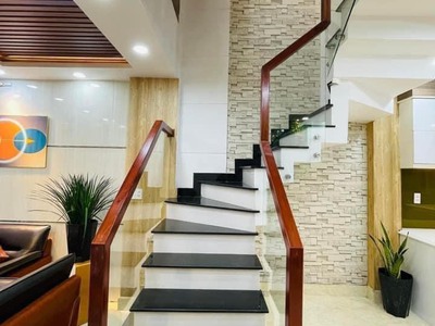 Cho thuê nhà trung kính cầu gíây, mt rộng gần 7m, hợp làm văn phòng 2