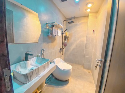 Cho thuê nhà riêng phố trạm, dt: 45m x 4 tầng, mt: 4m, nhà mới sạch sẽ, full nội thất phố trạm, 3