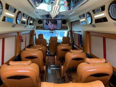 Cho thuê xe du lịch tại TPHCM 4