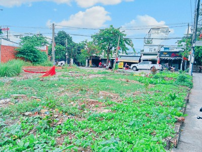 Cần bán lô đất mặt tiền Dĩ An 0