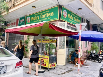 Chính chủ cần sang nhượng quán cofee ruby  tại 75 giếng đồn, phường trần hưng đạo, tp hạ long 0