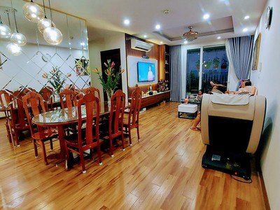 Cần bán gấp căn hộ Ngoại Giao Đoàn 112m2, 3PN, 2VS, lô góc,nội thất đẳng cấp, 5.5 tỷ 0