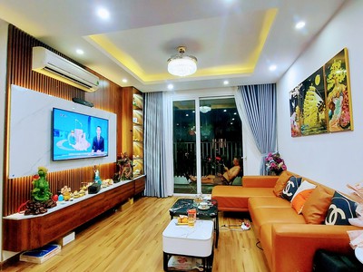 Cần bán gấp căn hộ Ngoại Giao Đoàn 112m2, 3PN, 2VS, lô góc,nội thất đẳng cấp, 5.5 tỷ 1