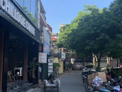 Siêu phẩm  phố  sài đồng, lô góc, ngõ rộng, gần hồ sài đồng, nội thất xịn 44m2,  6 tầng thang máy , 4