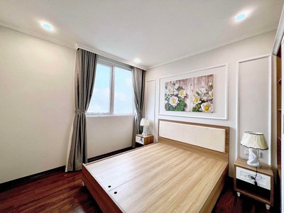 Bán căn hộ 65m2, 2 PN, hướng Đ-N chungs cư Eurowindow River Park 8