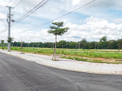 Bán gấp lô đất mặt tiền đường Hùng Vương 33m, giá sụp hầm chỉ 470 triệu  giá rẻ nhất thị trường 4