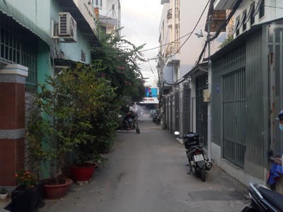 Bán nhà nhỏ mới xây kế CC Dreamhome - chợ Thạch Đà p14 GV giá 2,7 Tỷ 2