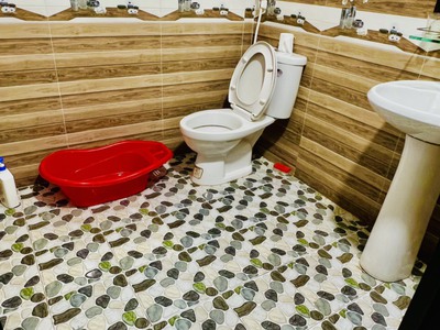 Gia đình em chuyển đến nơi ở mới nên cần sang nhượng ngôi  nhà 2 tầng hiện đại,phường đô lương - 3