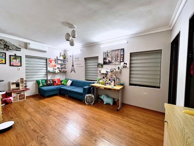 Bán Căn Góc đầu hồi 3 mặt thoáng Cực Đẹp tại Khu tập thể Giảng Võ 0