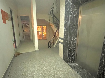 Cho thuê sàn văn phòng tầng 3 mặt đường Lê Hồng Phong, 200m2 0